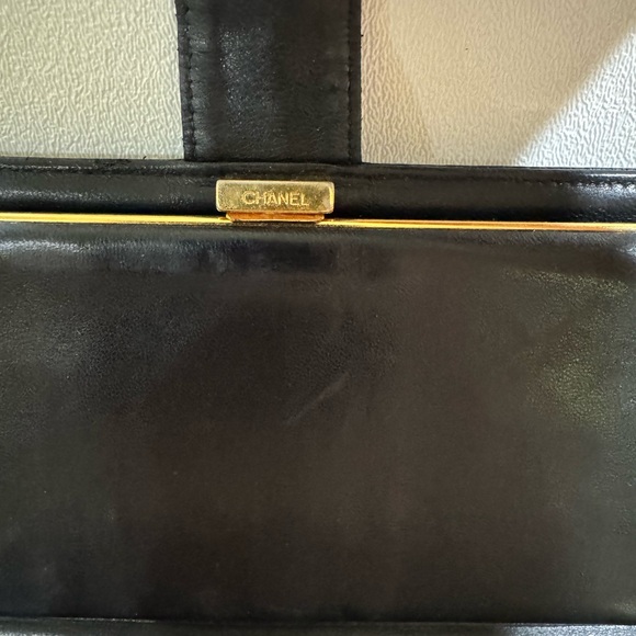 CHANEL Black Caviar Leather Wallet - Picture 10 of 16